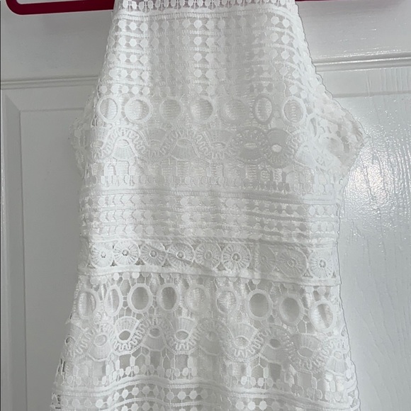 WHITE LACE PENCIL DRESS - Picture 4 of 8